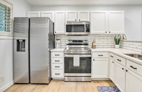 Northglenn Casa | 13 Mi to Dtwn Denver: Northglenn Townhome w/ Patio