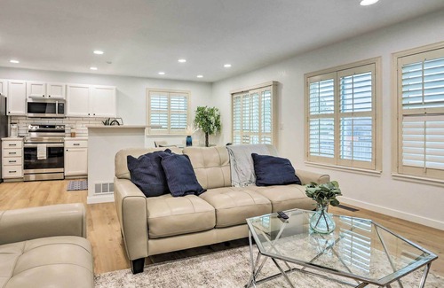 Northglenn Casa | 13 Mi to Dtwn Denver: Northglenn Townhome w/ Patio