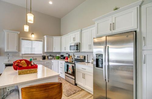 Horace Casa | 13 Mi to Dtwn Fargo North Dakota Family Home!