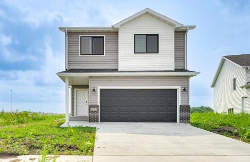 Horace Casa | 13 Mi to Dtwn Fargo North Dakota Family Home!