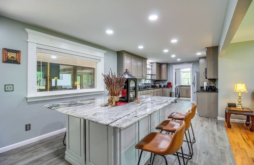 Henagar Casa | 13 Mi to Guntersville Lake: Henagar Gem w/ Hot Tub