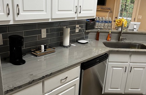 Fairburn Casa | 13 mins away from ATL airport and 22 mins away from downtown area and much more
