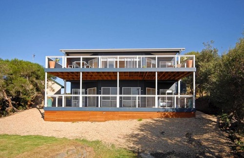 Encounter Bay Casa | 13 Olivebank - BYO Linen - Ocean Views