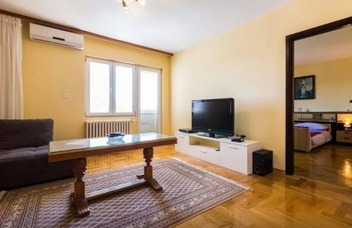 Bibinje Apartamento | 130 m² Apartamento ∙ 3 habitaciones ∙ 7 personas