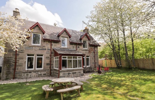 Newtonmore Cabaña | 130 m² Casa rural ∙ 3 habitaciones ∙ 6 personas