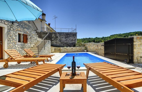 Beram Casa | 130 m² Casa ∙ 3 habitaciones ∙ 8 personas