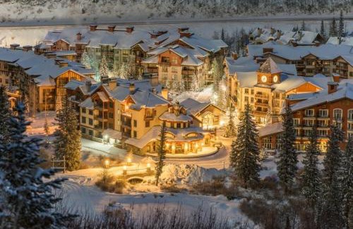 Salt Lake Mountain Resorts Hotel | 1307B - King Standard Eagle Springs West Hotel Room