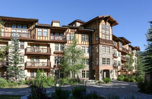 Salt Lake Mountain Resorts Hotel | 1307B - King Standard Eagle Springs West Hotel Room