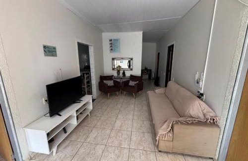 Bom Jesus Da Lapa Casa | 130m2 de área para sua família, com ar cond E vaga