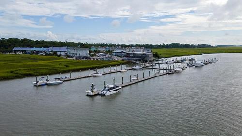 Saint Helena Island Casa | 133 Captain John Fripp - 3 BD/2 BA with Resort Amenities!