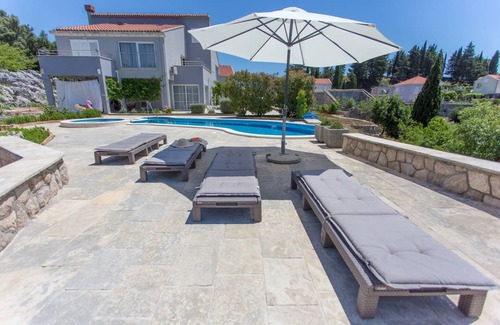 Gornji Brgat Apartamento | 134 m² Apartamento ∙ 2 habitaciones ∙ 4 huéspedes