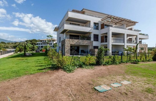 Porto-Vecchio Apartamento | 137 m² Apartamento ∙ 4 habitaciones ∙ 8 huéspedes