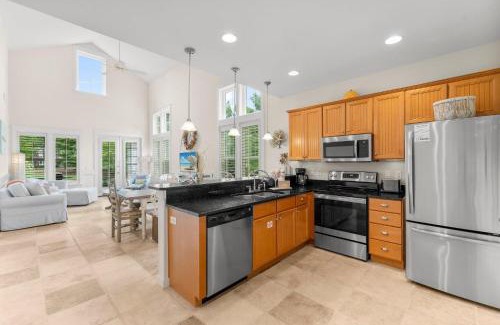 Laurel Grove Casa | 1383 Laurel Grove