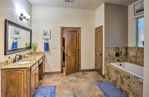 Elmo Casa | 14-Acre Terrell Ranch Escape with Pool and Fire Pit!
