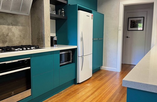 St. Kilda East Apartamento | 14 Chapel - A gorgeous garden apartment in St Kilda