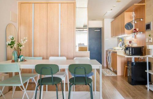 Nonhyeon-dong Apartamento | 14 Hugh and House - Hakdong Park, 30sec to Hakdong Station