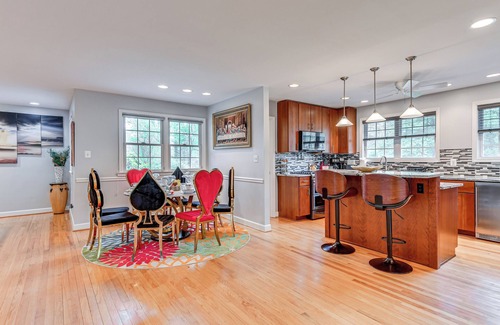 Colesville Casa | 14 Mi to DC: Retreat w/ Hot Tub & Sunroom!