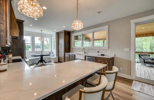 Clarkson Casa | 14 Mi to Mammoth Cave NP Spacious Family Home