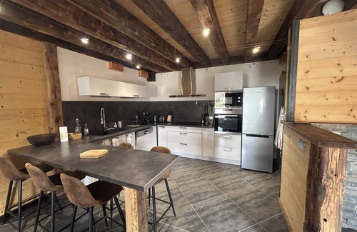 Saint-Sorlin-d'Arves Chalet De Esquí | 14-person chalet close to the slopes and the Croix de fer pass