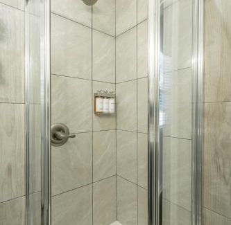 Chattanooga Hotel | 14 The Nelson Room - A PMI Scenic City Vacation Rental