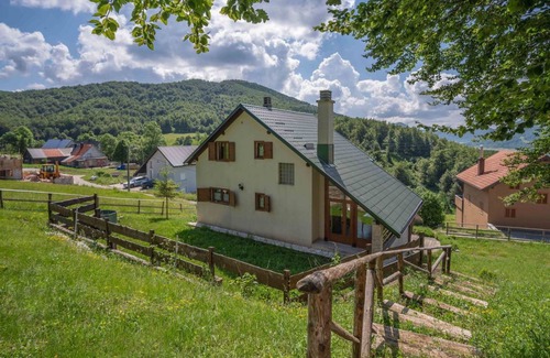 Mrkopalj Otro | 140 m² Alojamiento ∙ 3 habitaciones ∙ 4 huéspedes