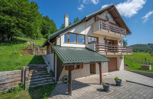 Mrkopalj Otro | 140 m² Alojamiento ∙ 3 habitaciones ∙ 4 huéspedes