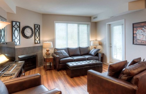 Quail Ridge Condominio | Pinnacle Pointe Condo 1405