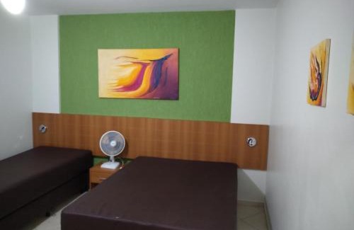 J Jeriquara Apartamento | 1406 AP 2 Quartos, Banheira de Hidro privativa , bebidas liberadas nas piscinas e internet no ap, proximo ao shopping singapura