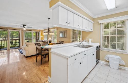 Georgetown Apartamento | 141-4 Roxie's at Pawleys condo by Peace Vacations