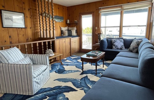 Avila Beach Cabaña | 141 A 1st Street 3 Bedroom Home by RedAwning