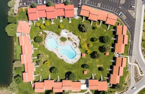 Quincy Condominio | #141-Condo near large pool & shuttle to Gorge Amp-book separately
