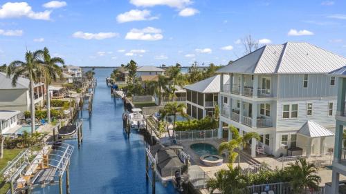 South Island Casa | 143 Catch and Relax- 5BR Home with Pool & Spa! home