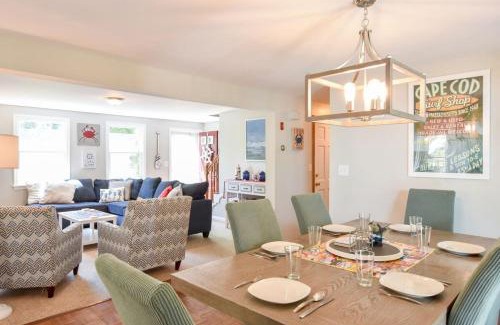 Eastham Casa | 14443 - Expansive Home Abutting Rail Trail Near First Encounter and Hatch Beaches