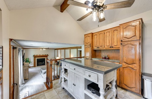 West Omaha Casa | 144th and Center! 10 mins to Village Point and 20 mins to downtown!