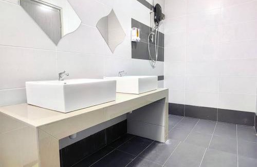 Taman Rapat Damai Casa | 15-19Pax SemiD Near Highwy W/Pool Table&Karaoke