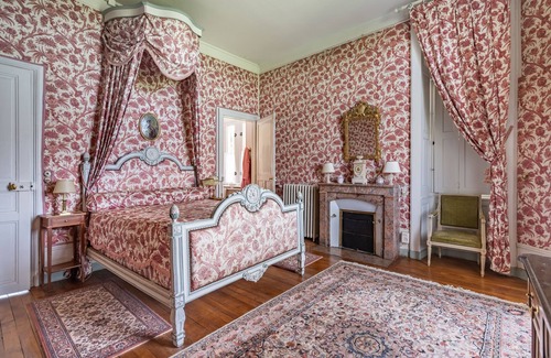 Dangeul Otro | 15 Bedroom Castle in Dangeul