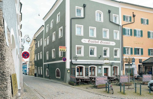 Laufen Apartamento | 15 Gemütliches Doppelzimmer, TV, Du/wc, Nichtraucher