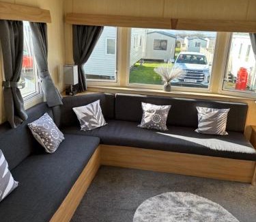 Muston Complejo | 15 Maple Rise