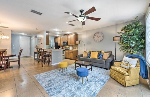 Buena Ventura Lakes Casa | 15 Mi to Disney: Kissimmee Townhome w/ Patio