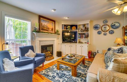 Jeffersontown Casa | 15 Mi to Louisville Family Home with Private Yard!