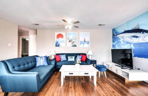 Irving Casa | 15 min to AT&T Lakefront Home suite 3 Bed 1 bath , Read the listing
