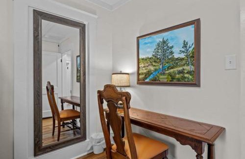 Newport Casa | 15 min to Beach, 3 Acre Country Living, Firepit