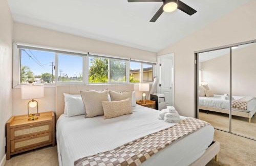 Serra Mesa Casa | 15 Min to Beach and Zoo - Hot Tub - Cozy Fire Villa Pit