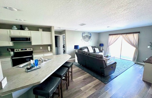 Indian Trails Casa | 15 Min to Beach - Hot Tub - Game Room - Fire Pit - Near: St. Augustine / Flagler
