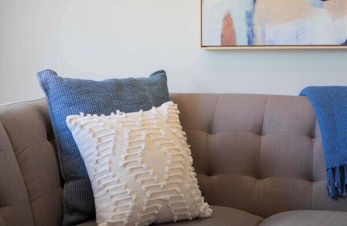 Fletcher Hills Casa | 15 min to SD! Air Conditioning and Game Room