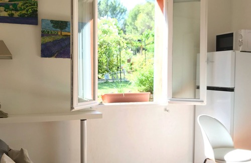 Le Puy-Sainte-Reparade Apartamento | 15 Mins D'aix-en-provence et Lubéron Dans Domaine de Campagne Privé