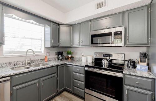 Red Bank Casa | 15 Mins to Columbia Airport - Win-Some At Wynnsum