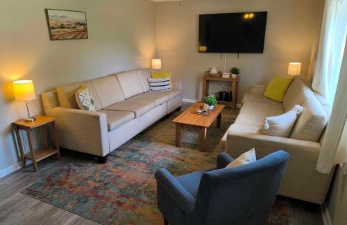Red Bank Casa | 15 Mins to Columbia Airport - Win-Some At Wynnsum