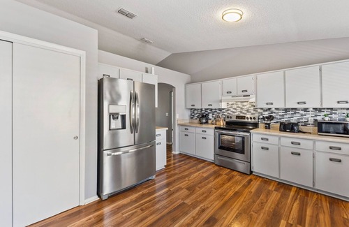 Indian Ridge Casa | 15 Mins to Disney Community Pool Renovated
