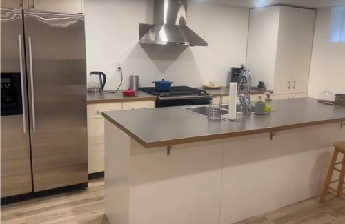 Willowdale Casa | 15 mins to Finch & Yong! Family-size unit.